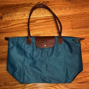 Medium blue bag
